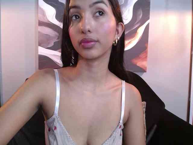 SweetyLally webcam