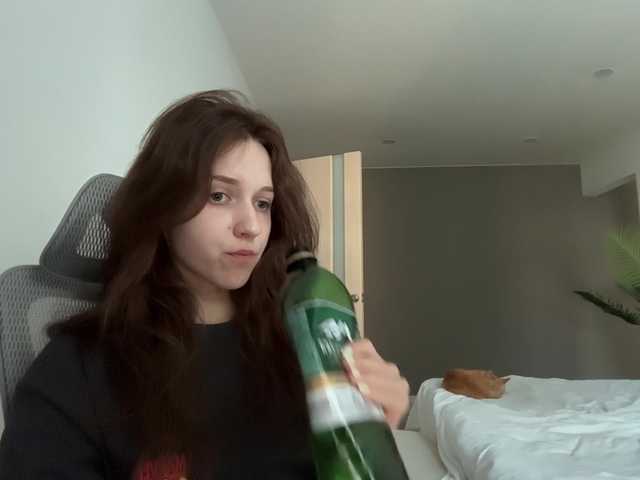 monnymoonn live cam on BongaCams