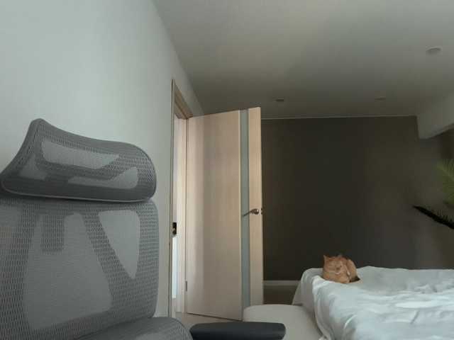 monnymoonn live cam on BongaCams