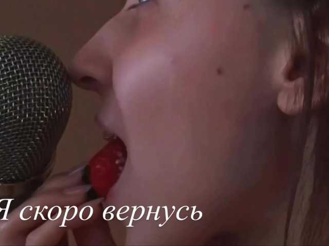 monnymoonn live cam on BongaCams
