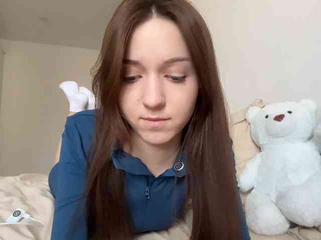 Модель: monnymoonn