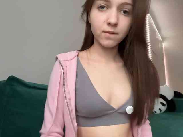 Модель: monnymoonn