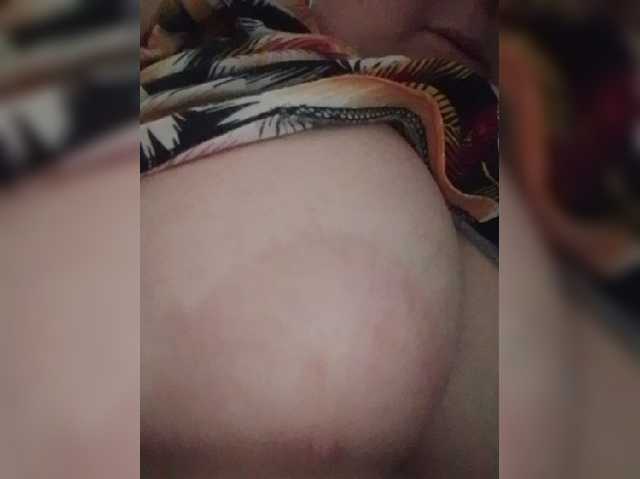 Tvoya_stervo4ka live cam on BongaCams
