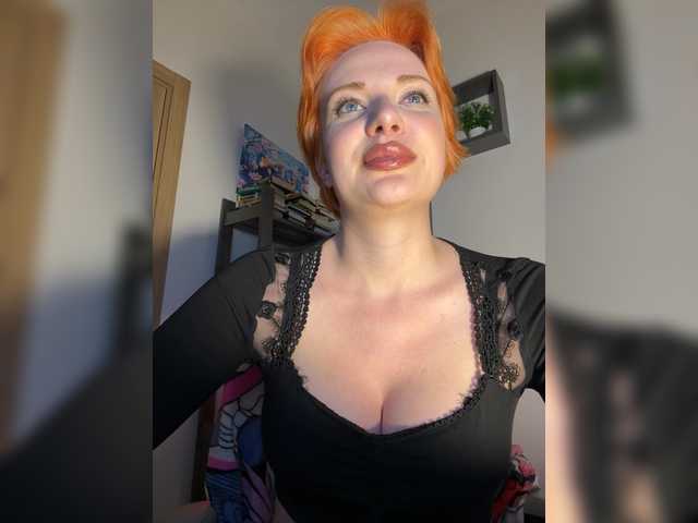 mistress-victoria-feets