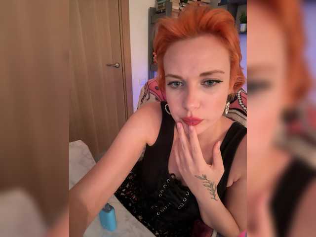 mistress-victoria-feets