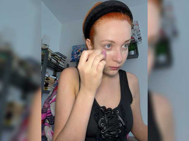 mistress-victoria-feets live cam on BongaCams