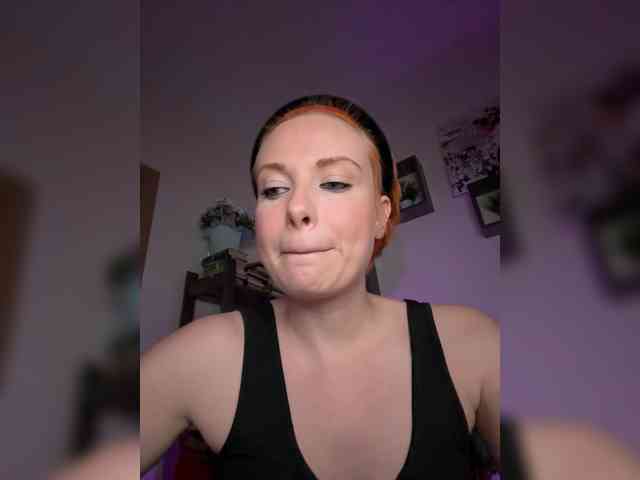 mistress-victoria-feets webcam