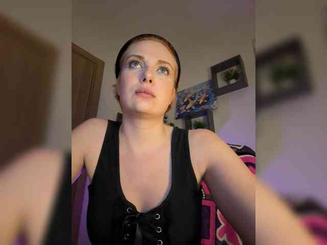 mistress-victoria-feets webcam