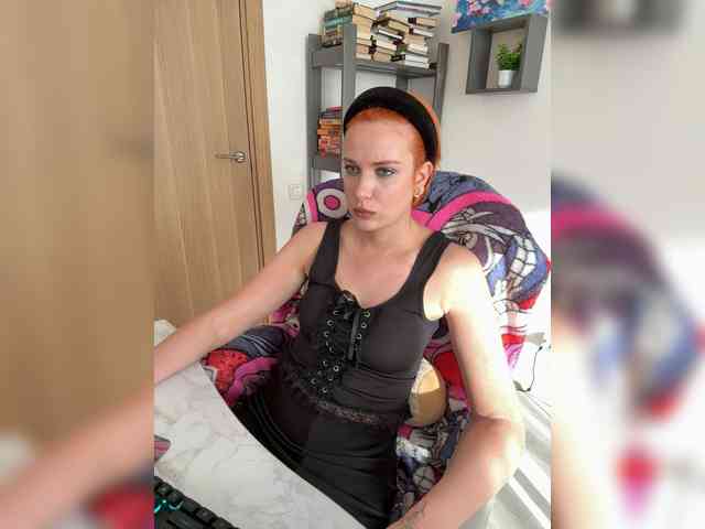 mistress-victoria-feets webcam