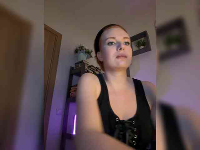 mistress-victoria-feets webcam