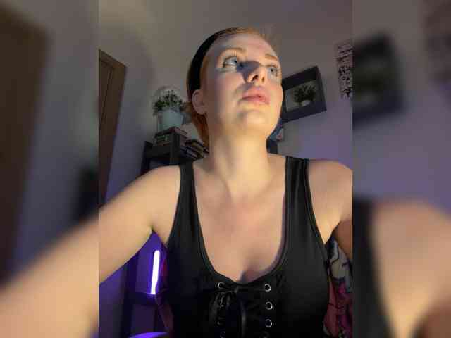 mistress-victoria-feets mistress-victoria-feets