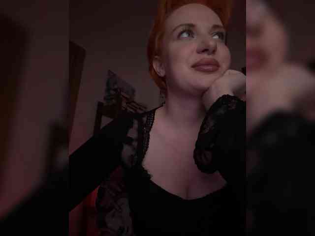 mistress-victoria-feets mistress-victoria-feets