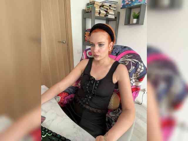 mistress-victoria-feets webcam