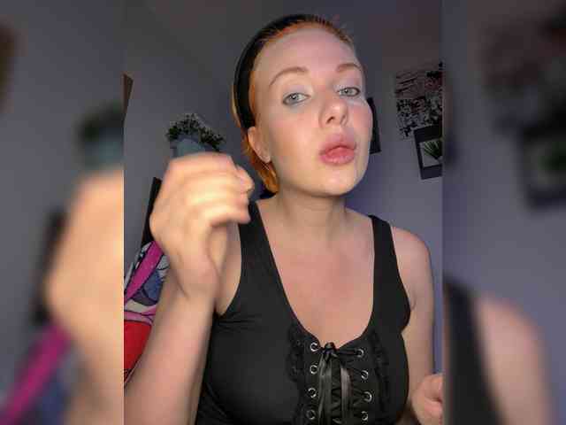 mistress-victoria-feets webcam