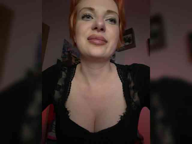 mistress-victoria-feets webcam