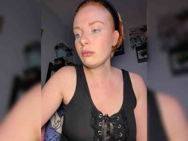 mistress-victoria-feets webcam