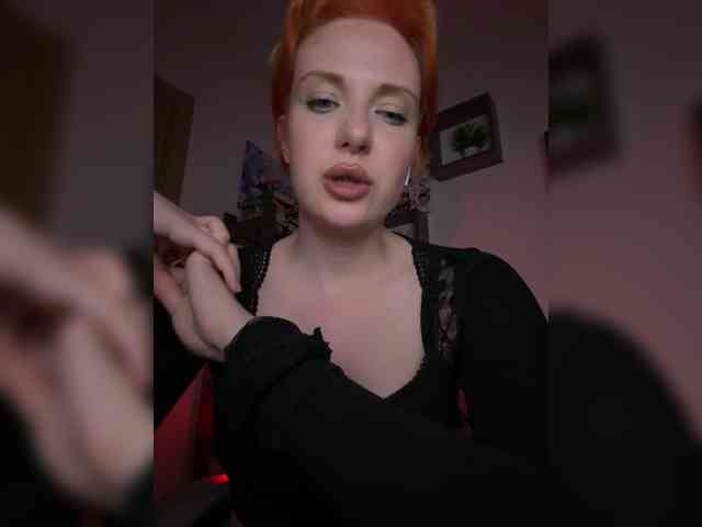 mistress-victoria-feets webcam