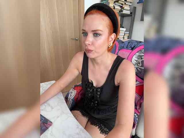 mistress-victoria-feets webcam