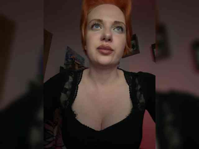 mistress-victoria-feets webcam