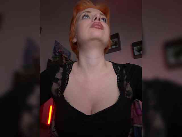 mistress-victoria-feets webcam