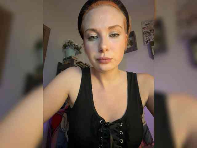 mistress-victoria-feets webcam
