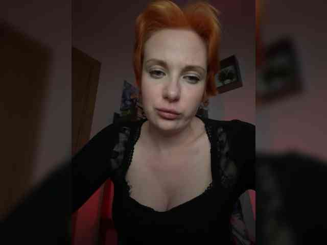 mistress-victoria-feets webcam