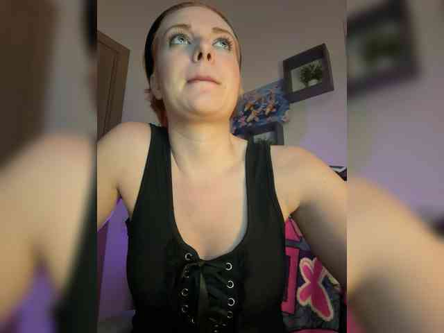 mistress-victoria-feets webcam