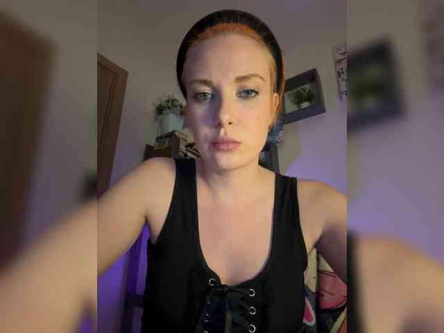 mistress-victoria-feets webcam
