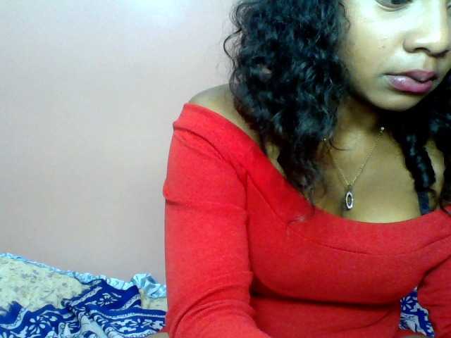 Calinasweet live cam on BongaCams