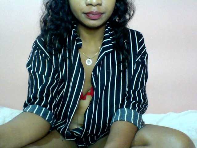 Calinasweet live cam on BongaCams