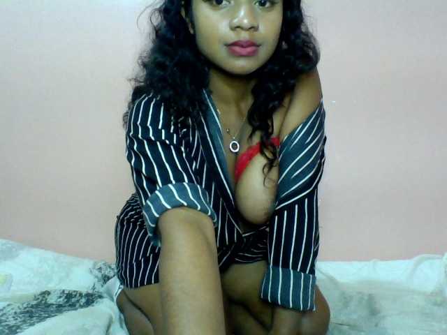 Calinasweet live cam on BongaCams