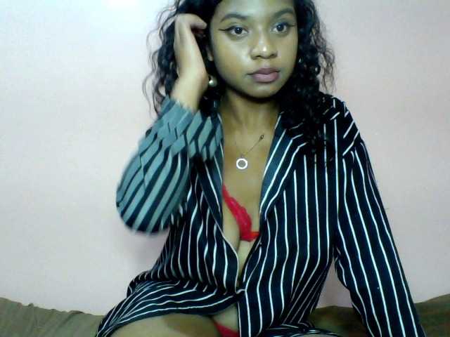 Calinasweet live cam on BongaCams