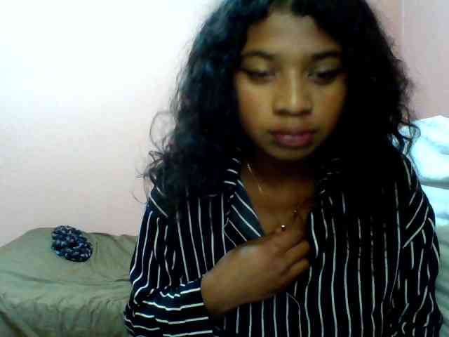 Calinasweet webcam