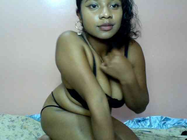 Calinasweet webcam
