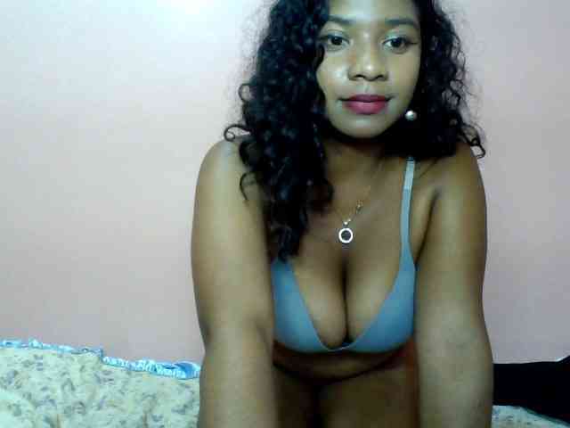 Calinasweet webcam