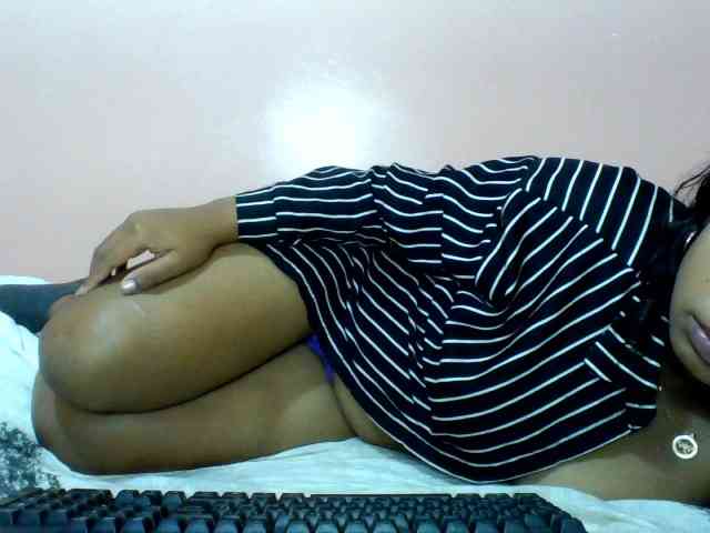 Calinasweet webcam