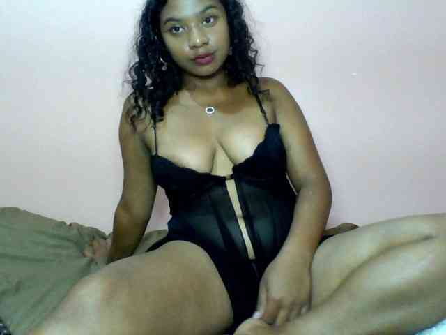 Calinasweet webcam