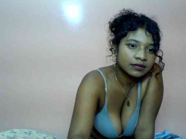 Calinasweet webcam