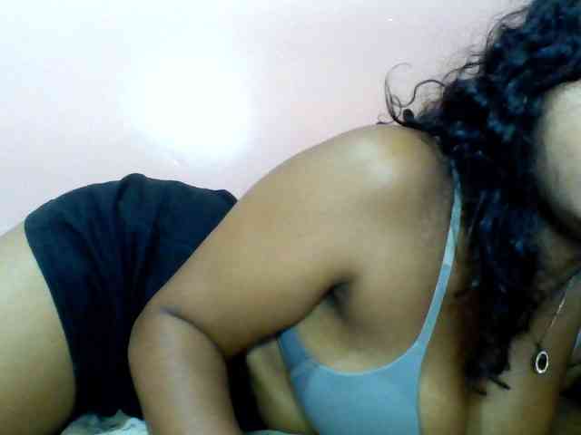 Calinasweet webcam