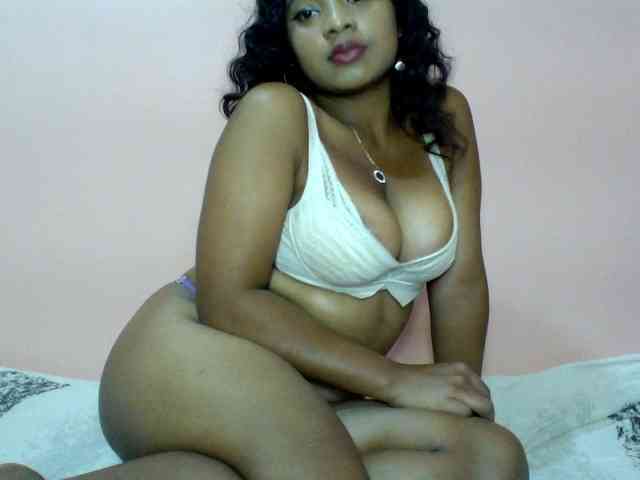 Calinasweet webcam