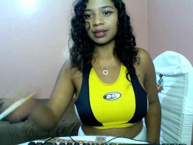 Calinasweet webcam