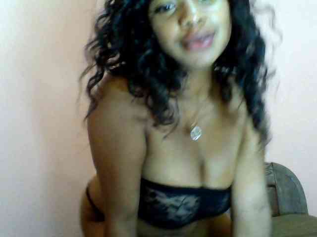 Calinasweet webcam