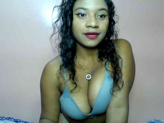 Calinasweet webcam