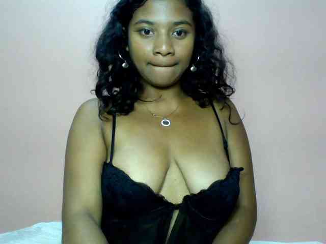 Calinasweet webcam