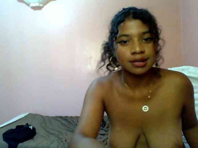 Calinasweet webcam