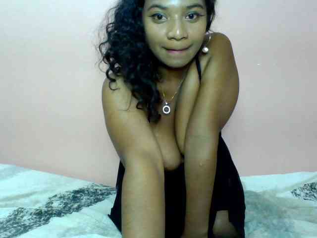 Calinasweet webcam