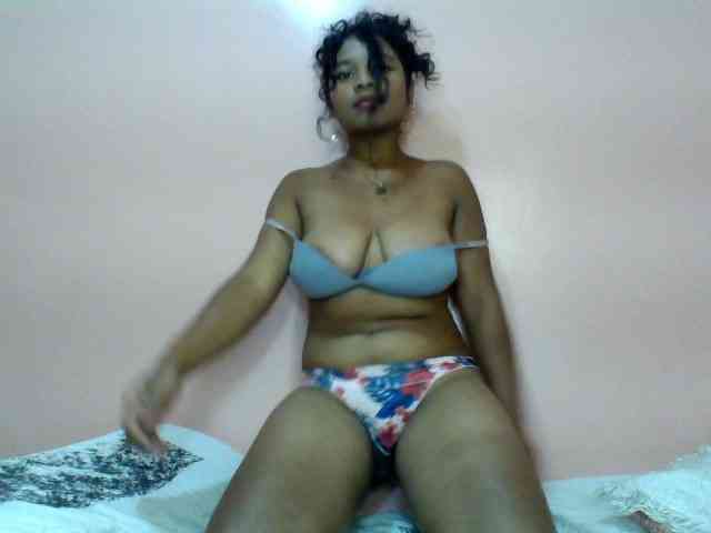 Calinasweet webcam