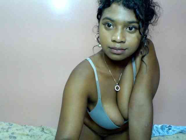 Calinasweet webcam