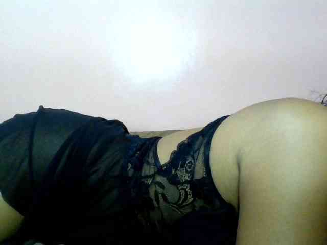 Calinasweet webcam