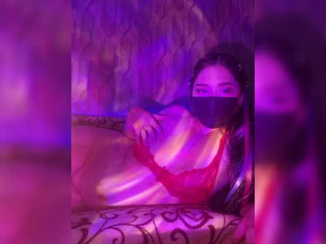 CHREASY live cam on BongaCams